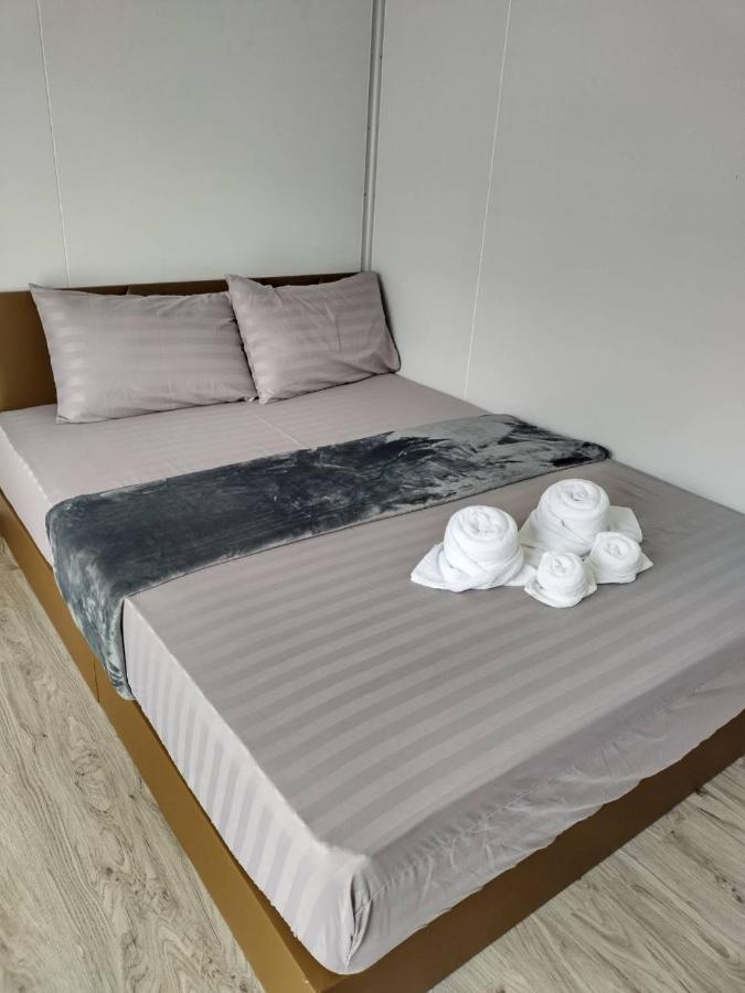 Wild Ones Hostel Bangkok Buitenkant foto